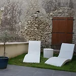La Petite Girondine, La Suite... 3*
