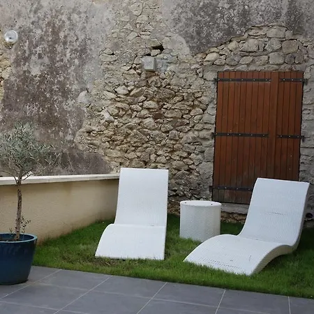 La Petite Girondine, La Suite... 3*