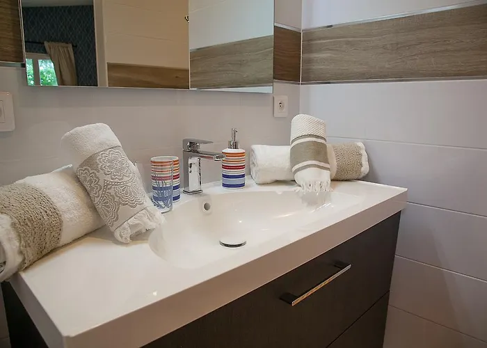 La Petite Girondine, La Suite... 3* Pujols (Gironde)